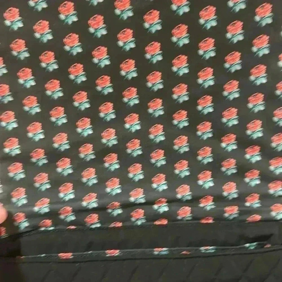 Vera Bradley Rose print Crossbody - Picture 6 of 8